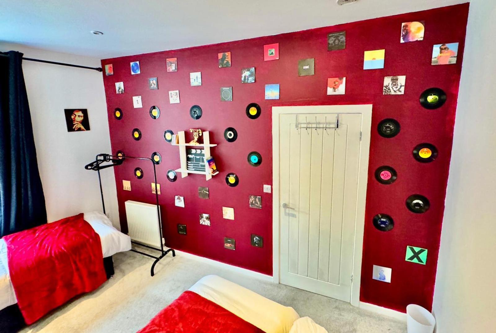 Three Bedroom House By Peacegrove Homes Short Lets & Serviced Accommodation Brighton With Free Wifi & Pet Friendly المظهر الخارجي الصورة